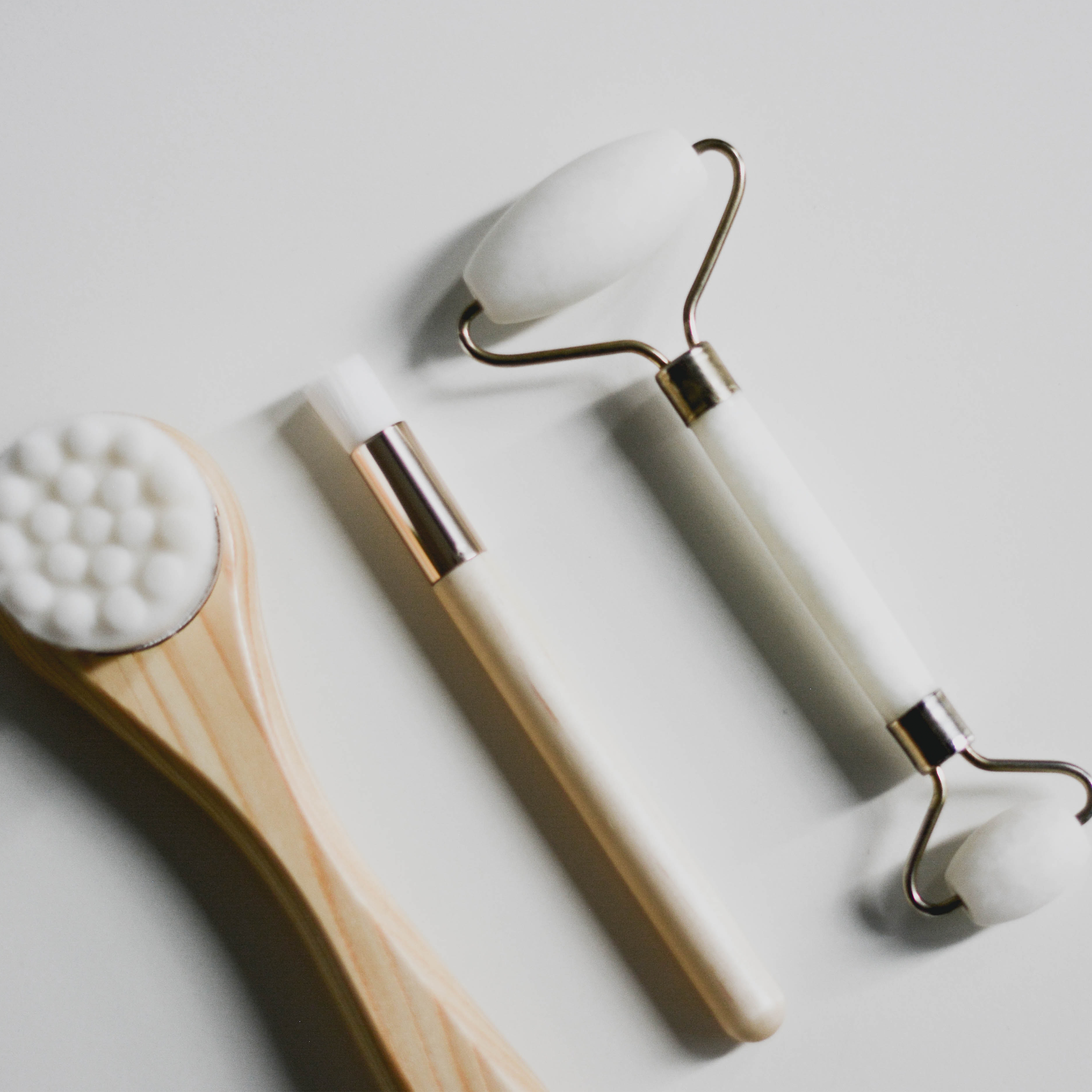 Exfoliants - Facial roller & exfoliate - ebambu.ca